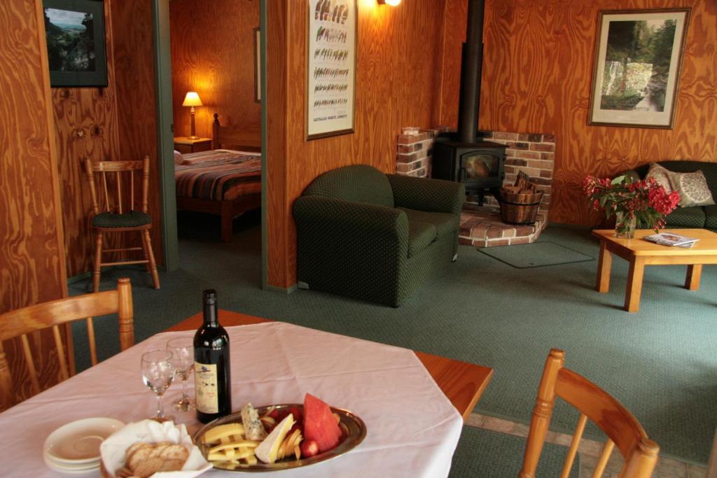 Jemby Rinjah Ecolodge Блекгіт Номер фото